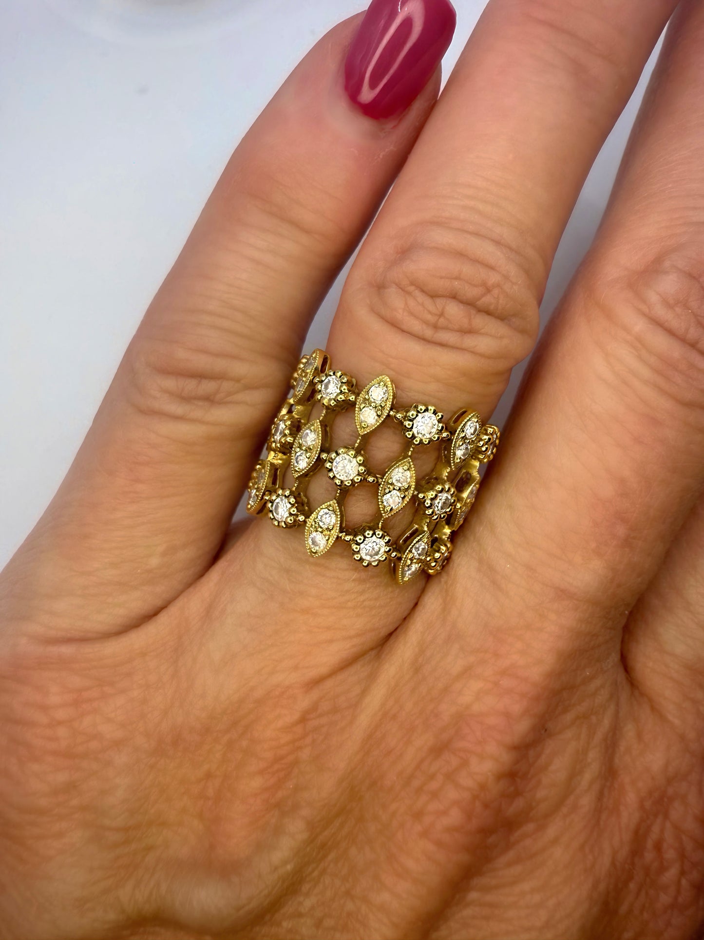 18K Flexible 3 Row Diamond Lace Band