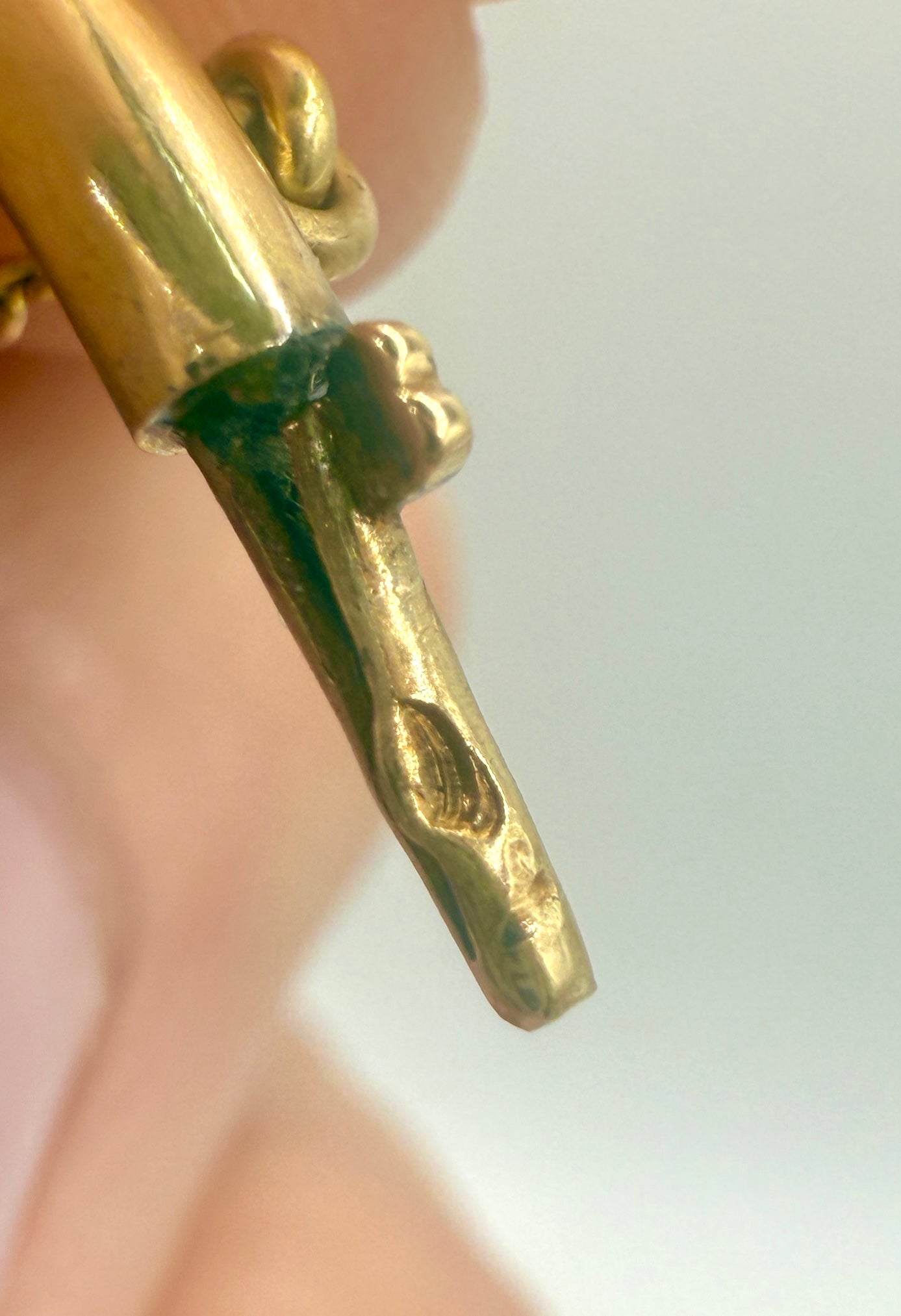 Antique 5.5 carat Old Mine Cut Diamond Bangle