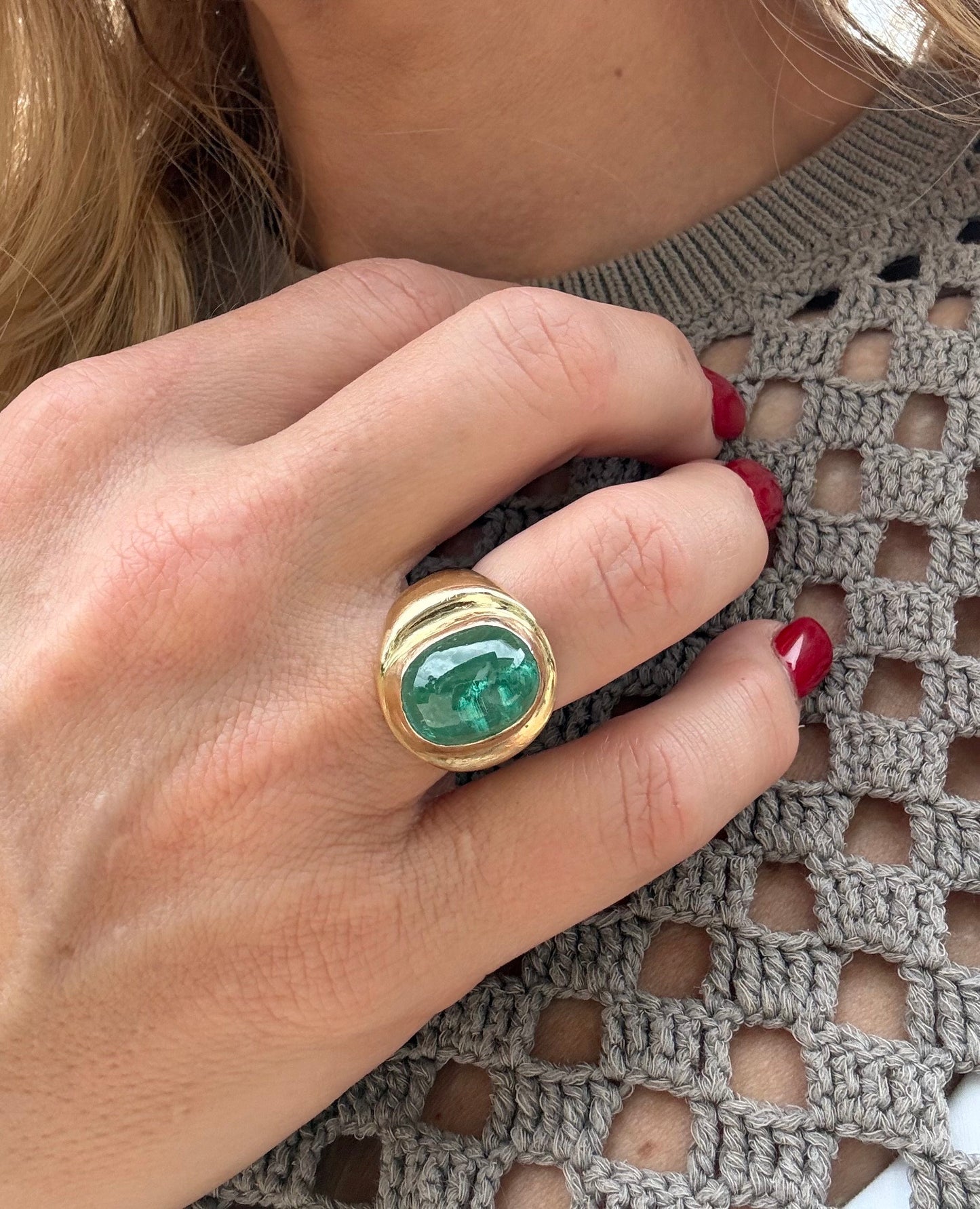 Mint Green 16 carat Tourmaline Cabochon Ring 18K gold bezel setting