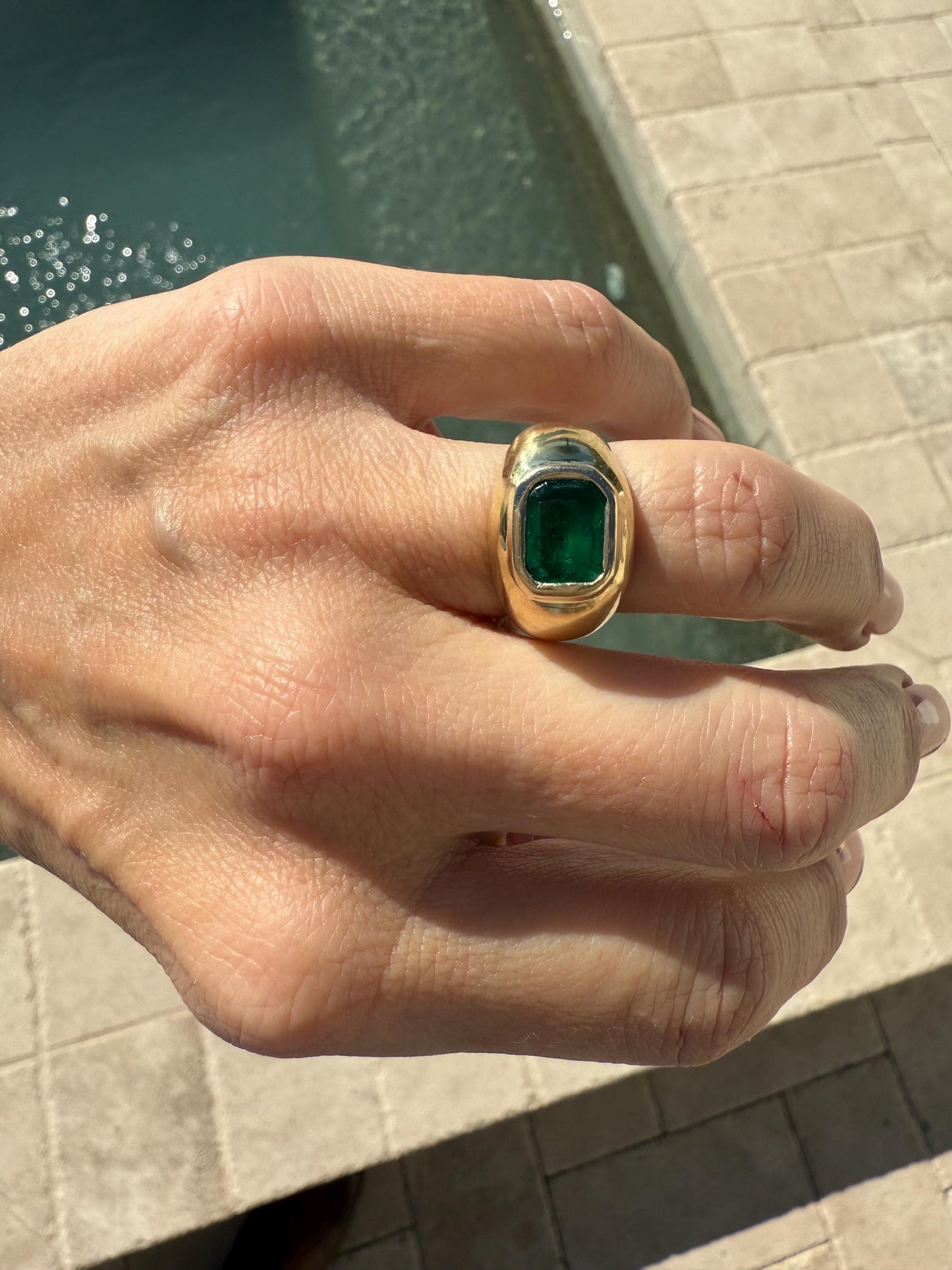 3.0 Carat Zambian Emerald Ring 18K gold