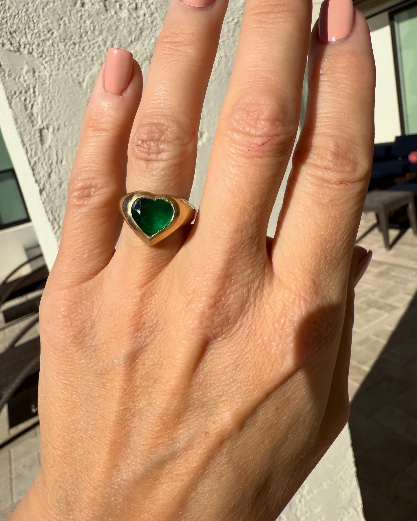 Emerald Heart Gypsy Ring 18K