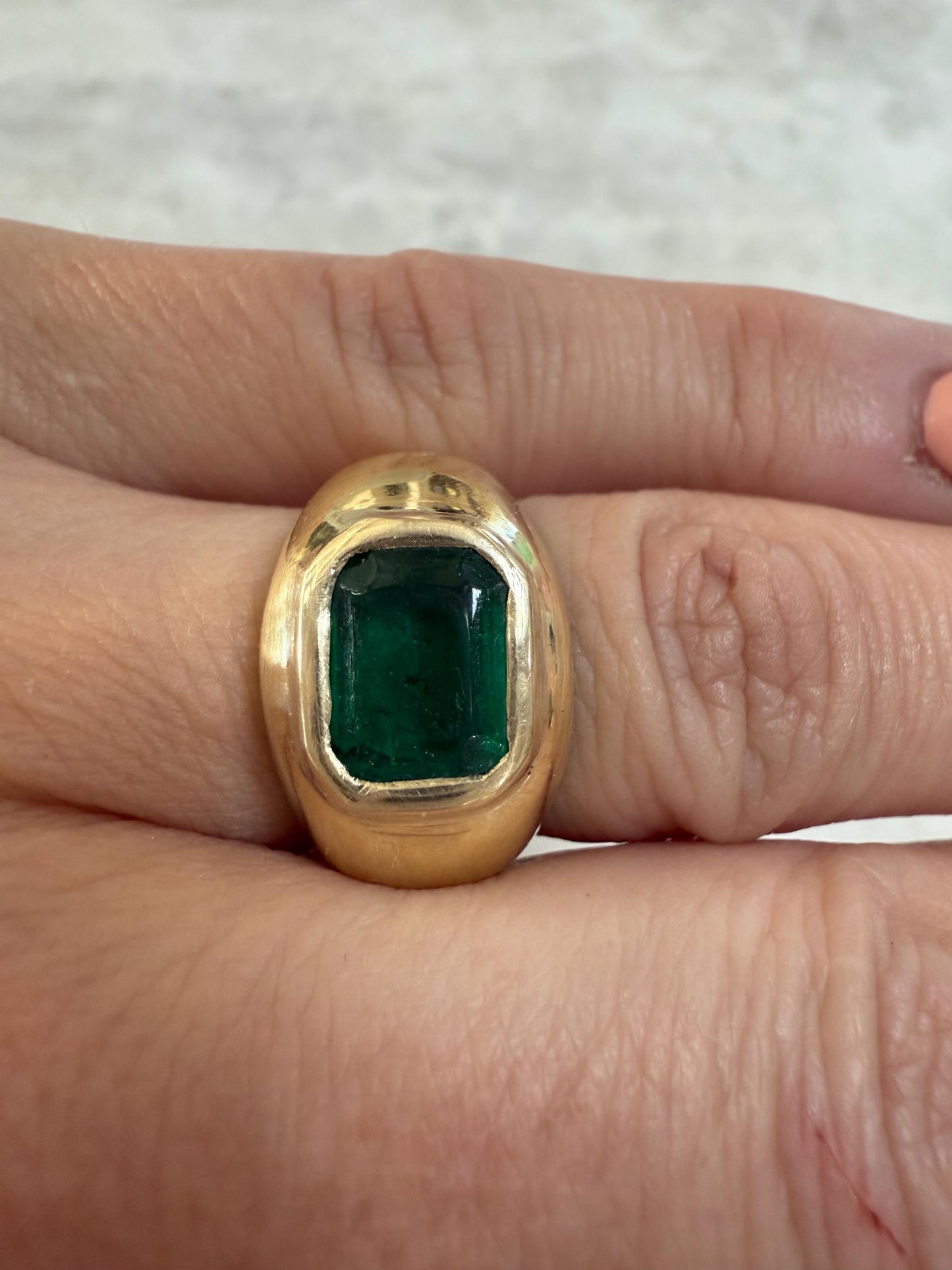 3.0 Carat Zambian Emerald Ring 18K gold