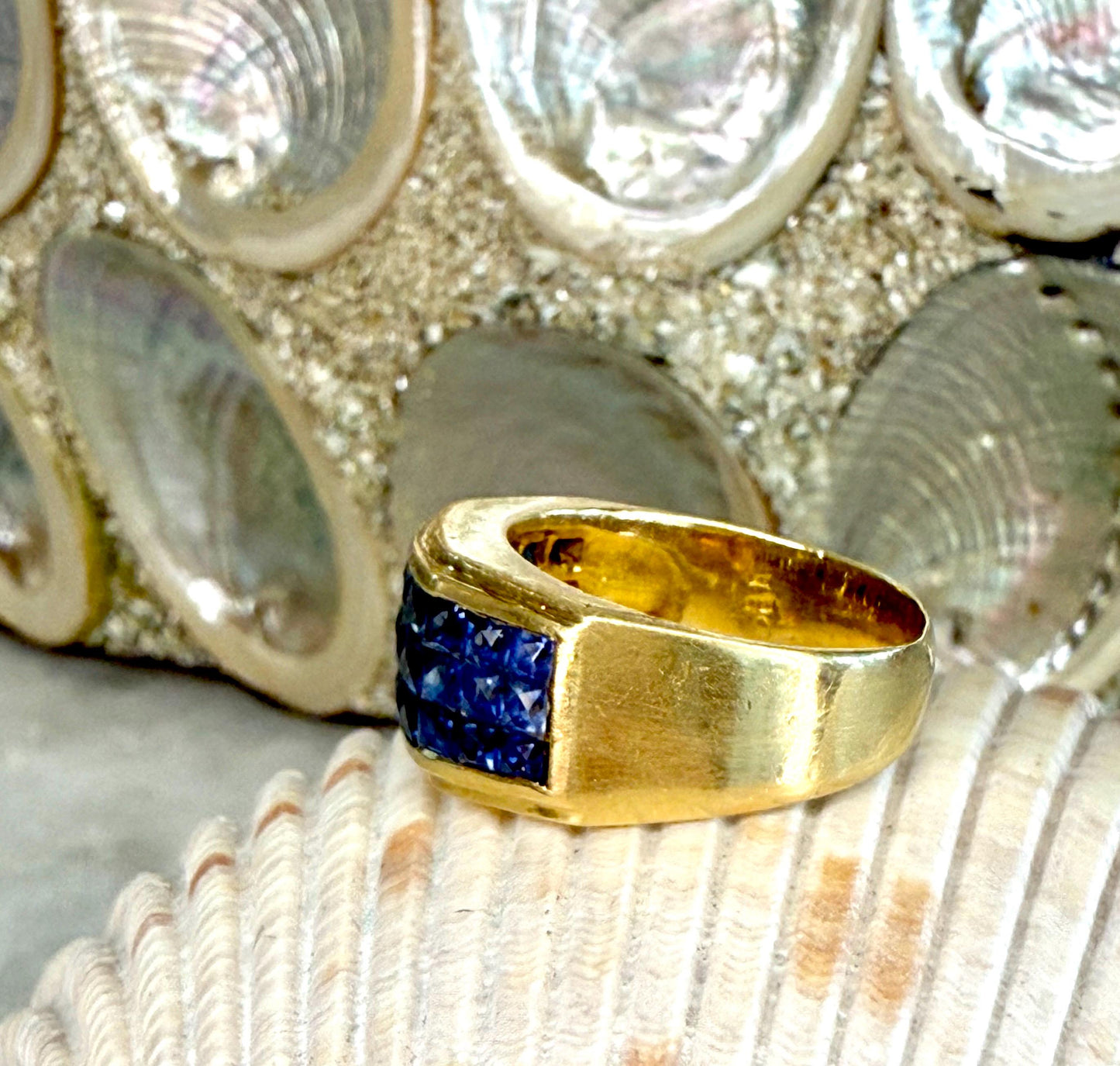 French Cut Sapphire Ring Invisible set in 18K gold