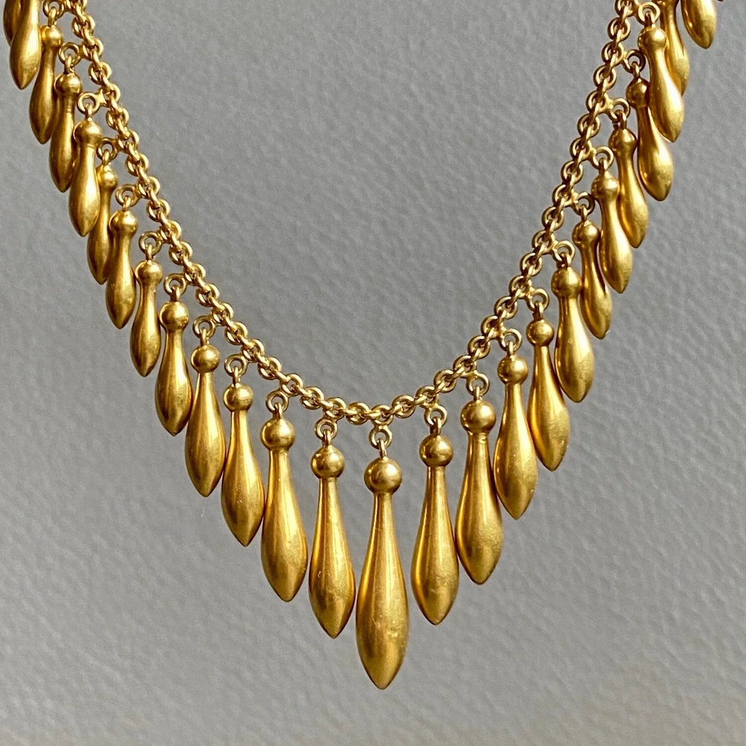 Necklaces & Chains