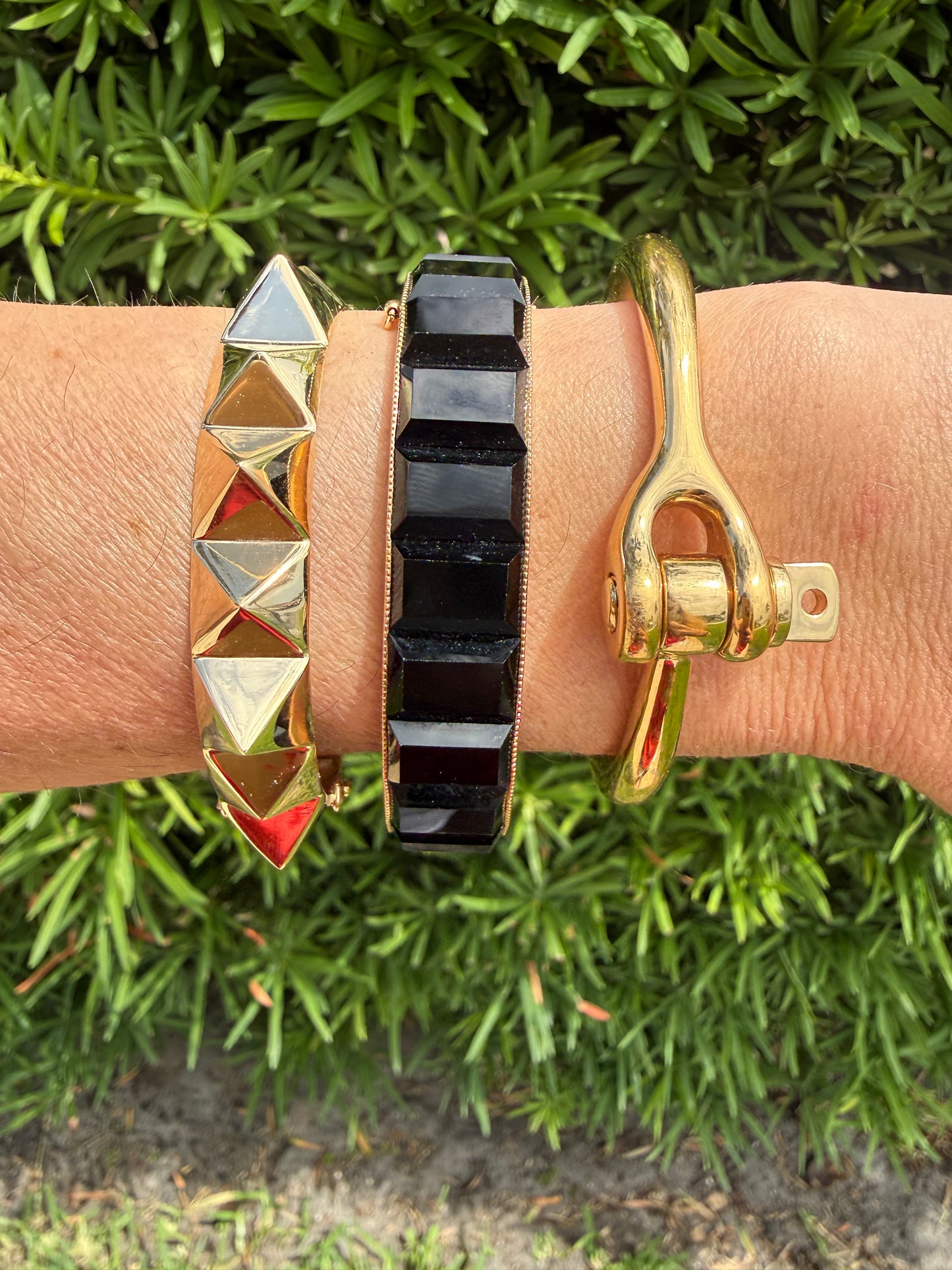 14K Pyramid Bangle