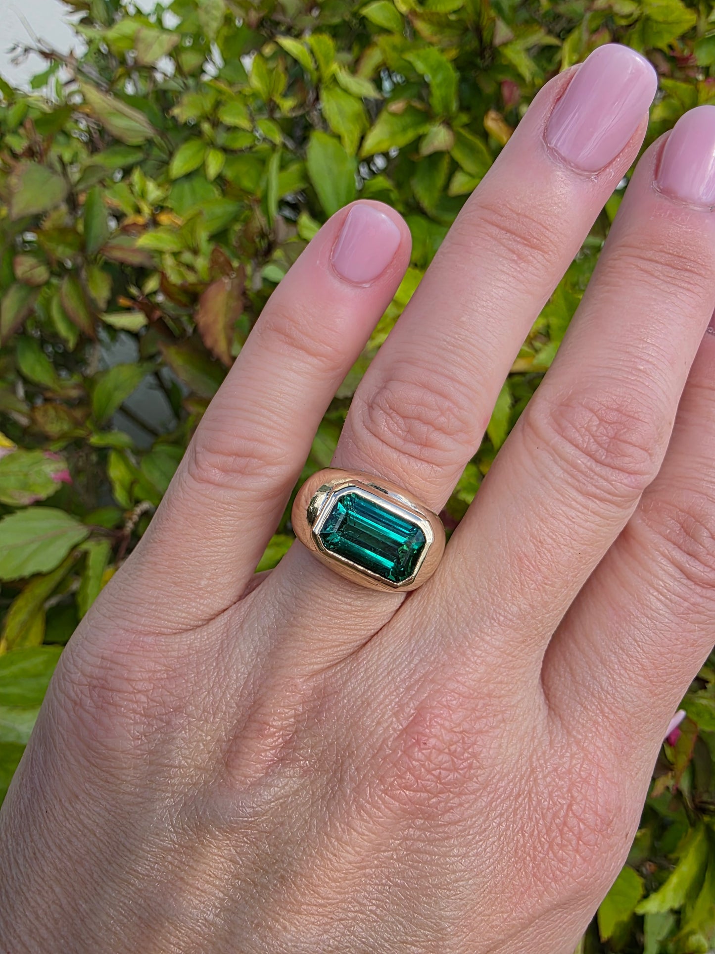 3.5ct Emerald Green Tourmaline Cigarband 14k