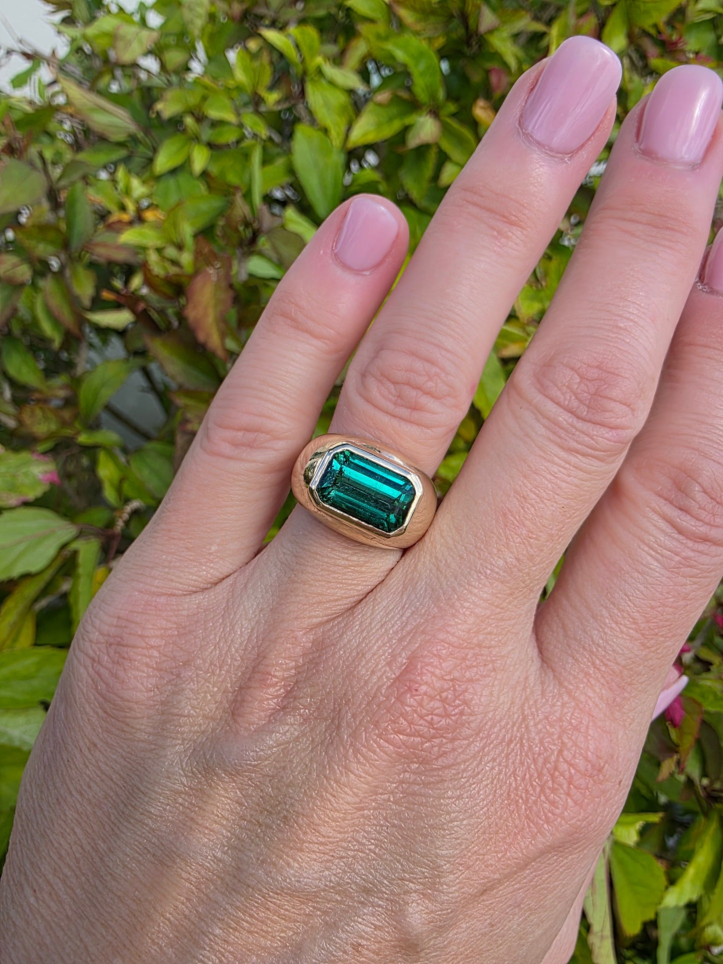 3.5ct Emerald Green Tourmaline Cigarband 14k