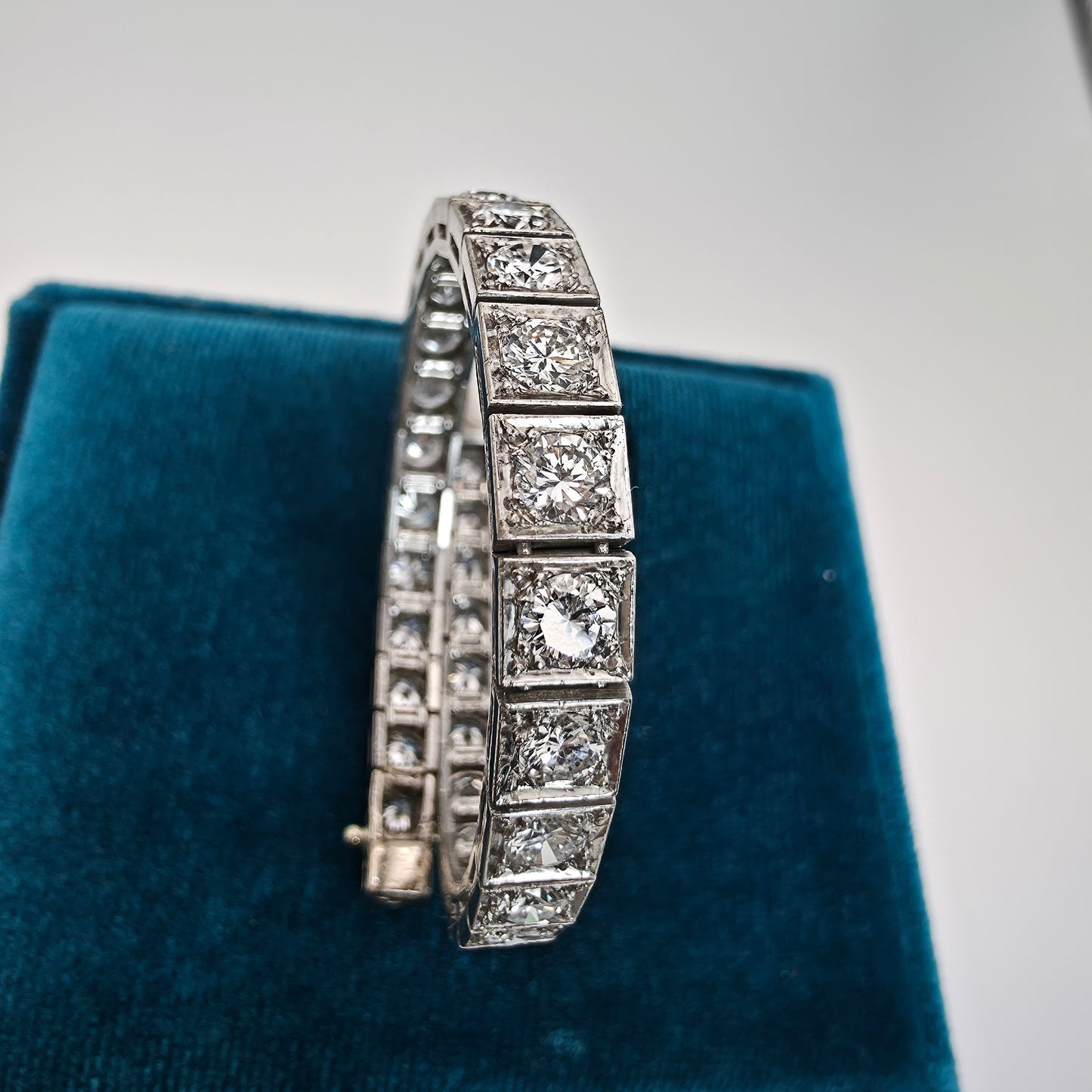 Art Deco 7 ctw Diamond Tennis bracelet
