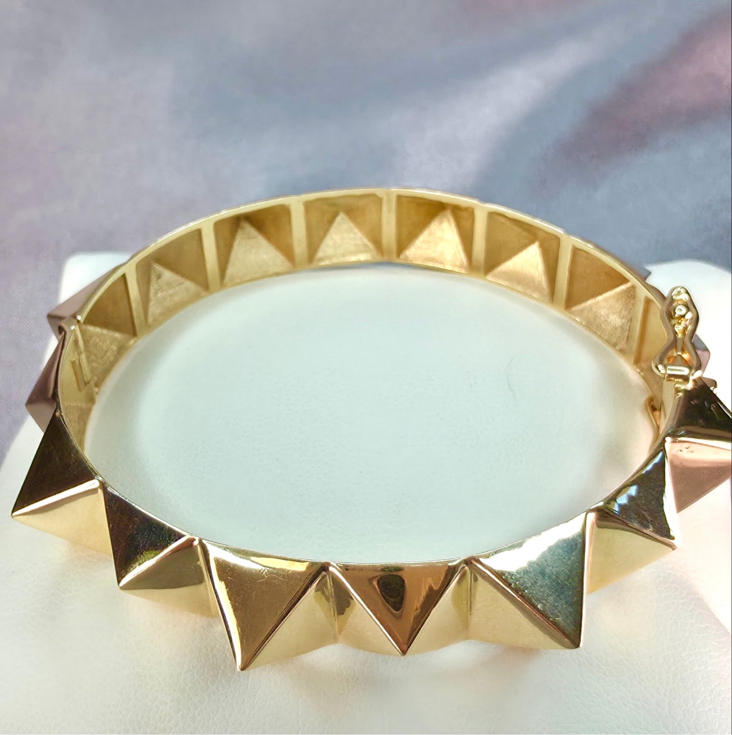 14K Pyramid Bangle