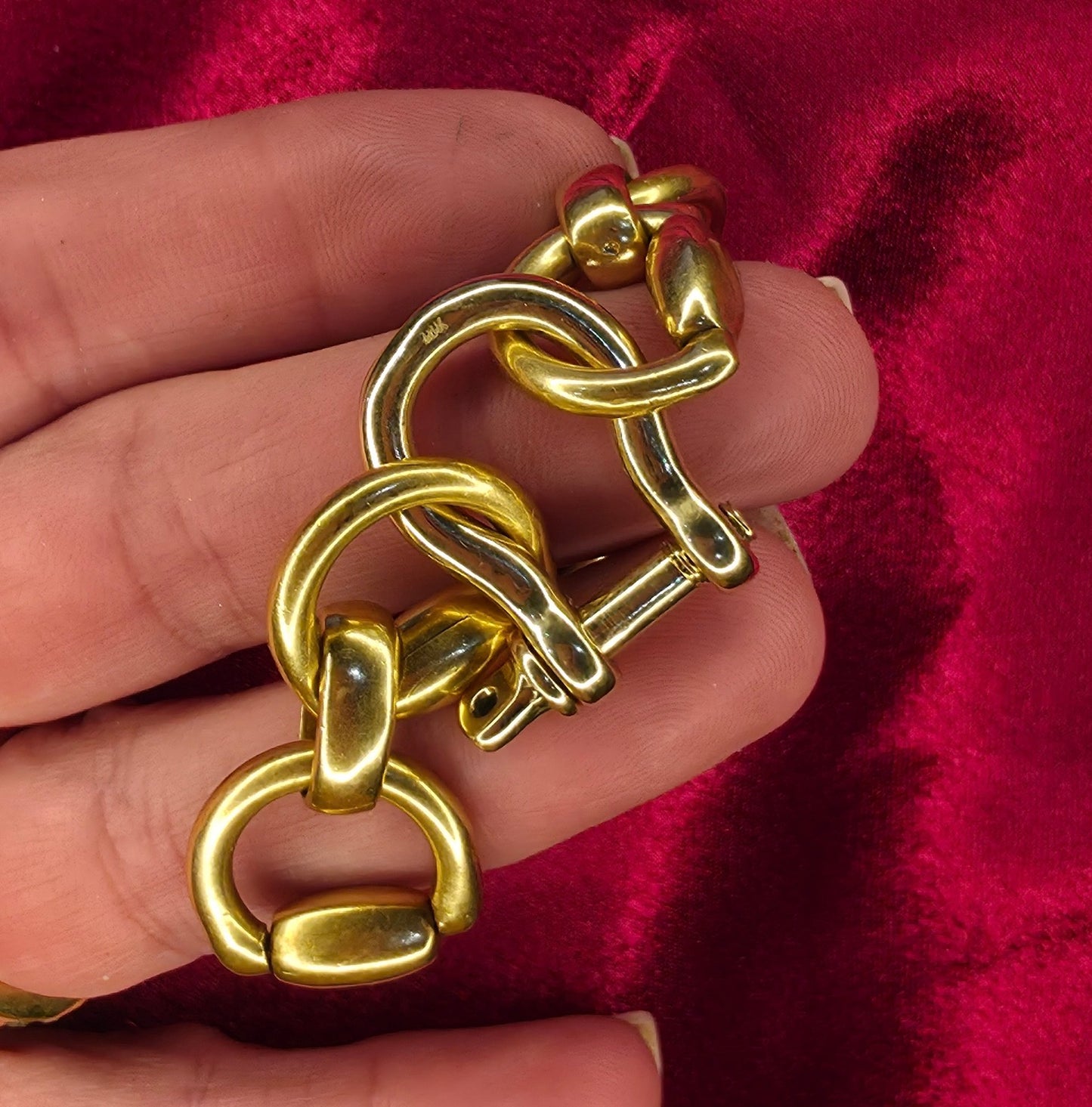 18K Gold Shackle