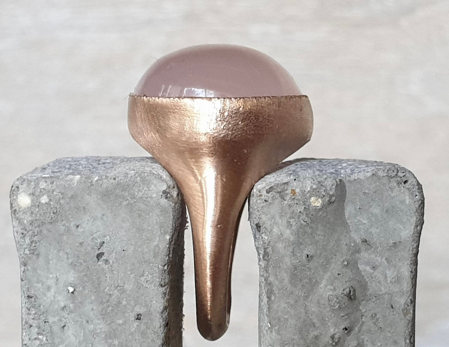 14K Rose gold and Rose Quartz Cabochon ring