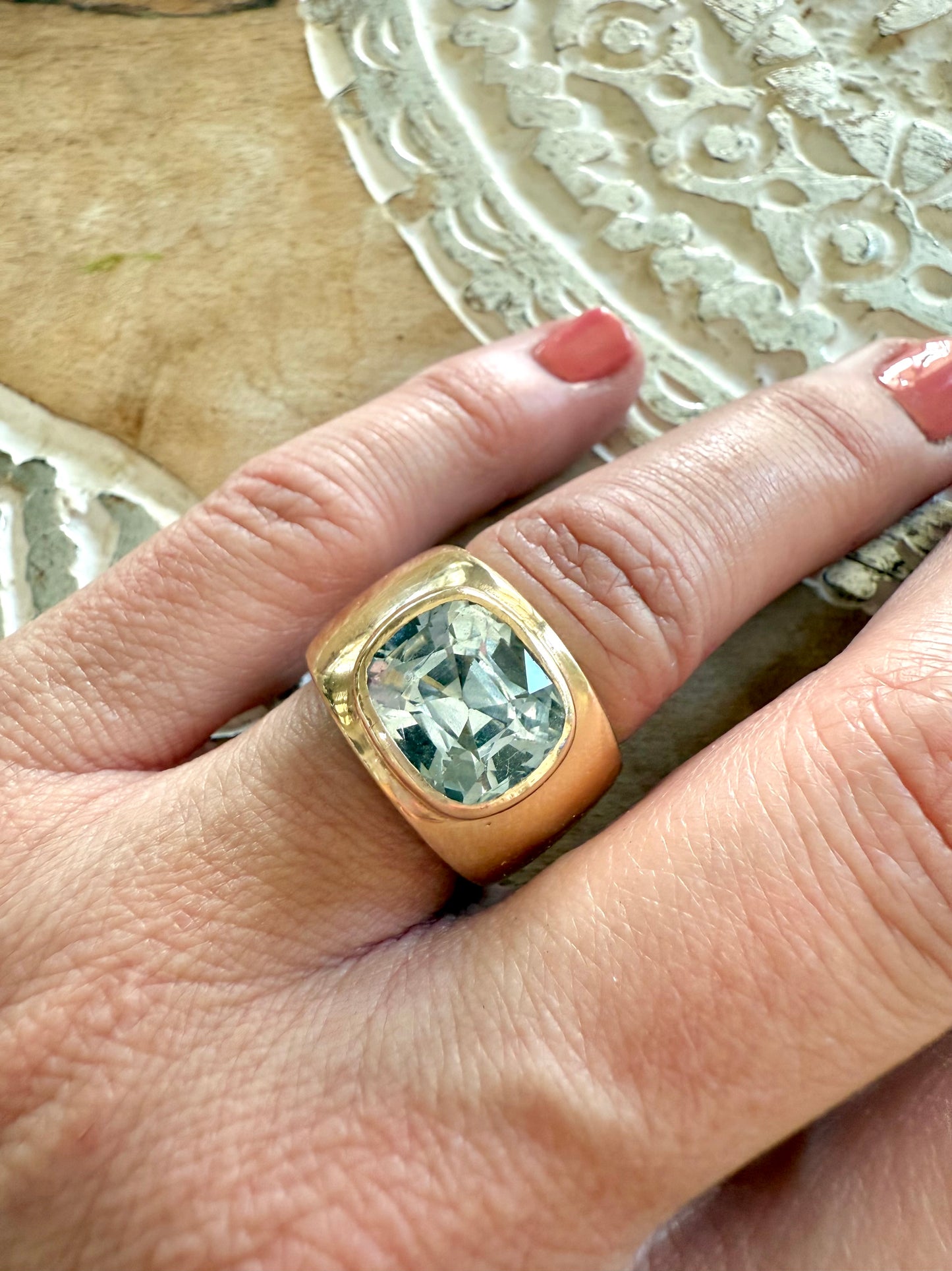 5ct Aquamarine Cigar Band
