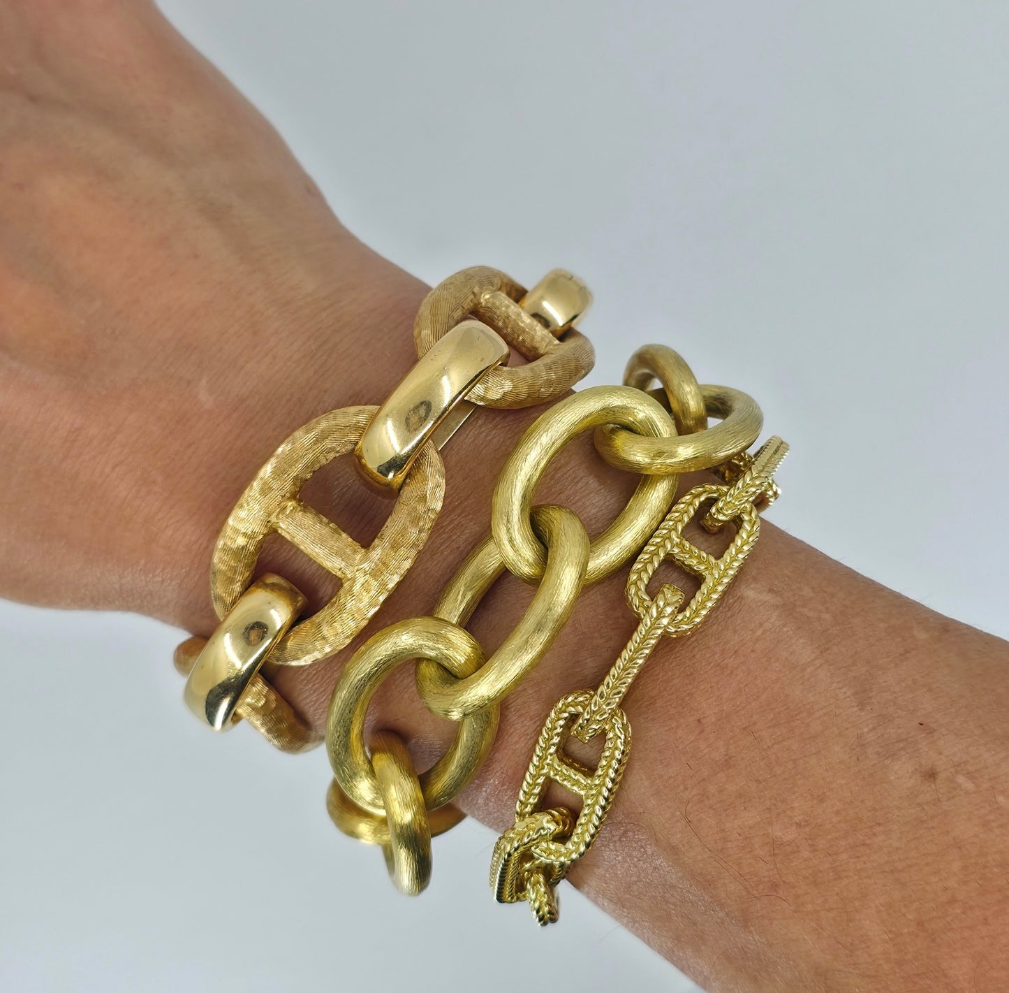 14k Yellow Gold Textured Mariner Link Bracelet- Italian 58g