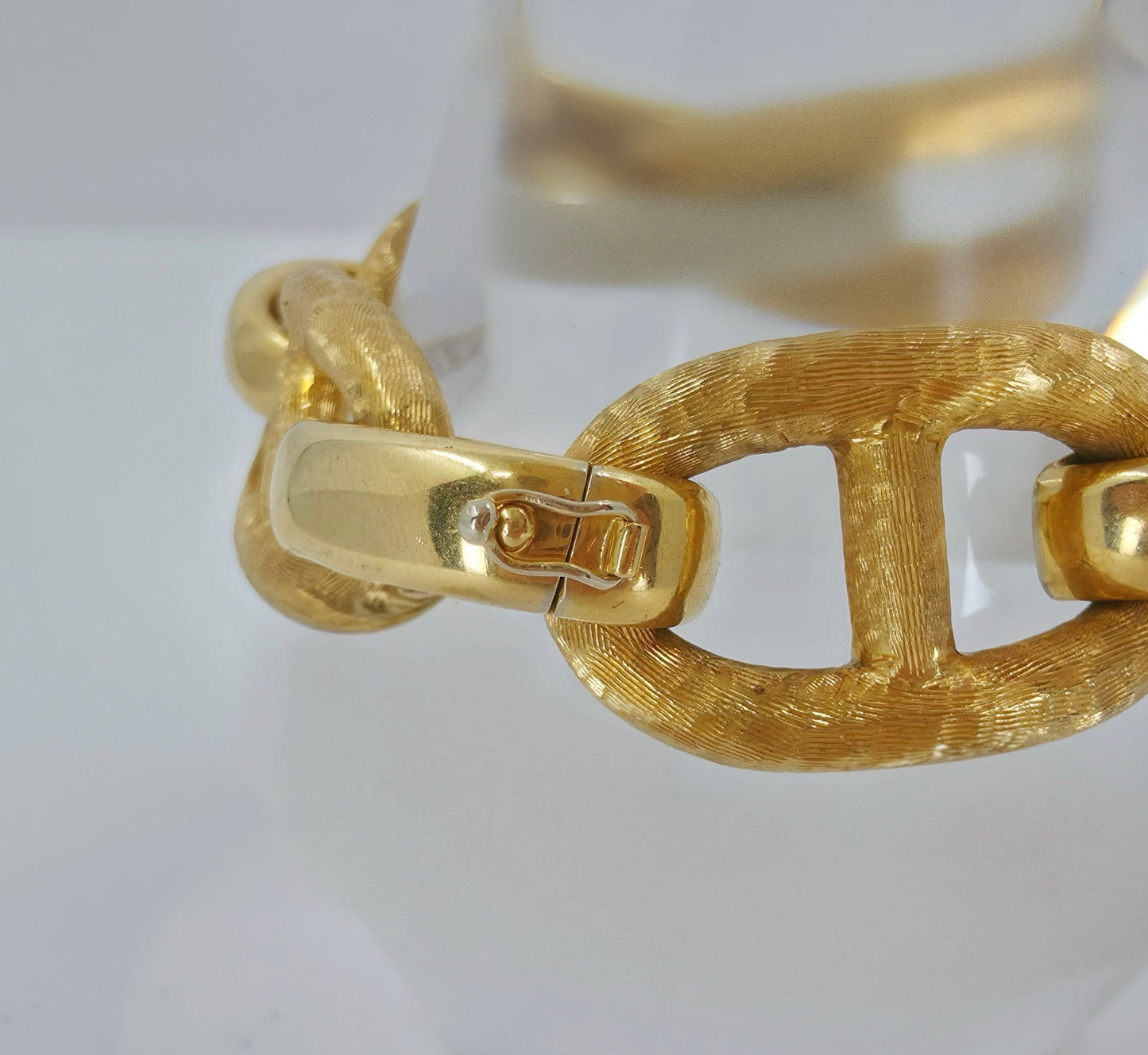 14k Yellow Gold Textured Mariner Link Bracelet- Italian 58g