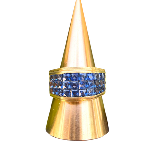 French Cut Sapphire Ring Invisible set in 18K gold