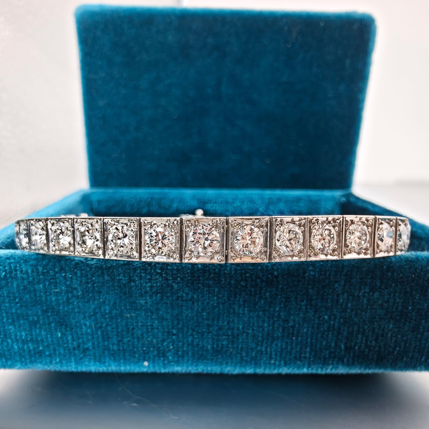 Art Deco 7 ctw Diamond Tennis bracelet